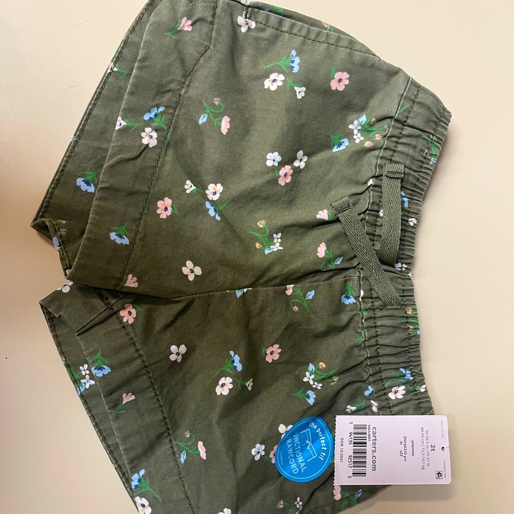 Carters size 2t shorts for girls